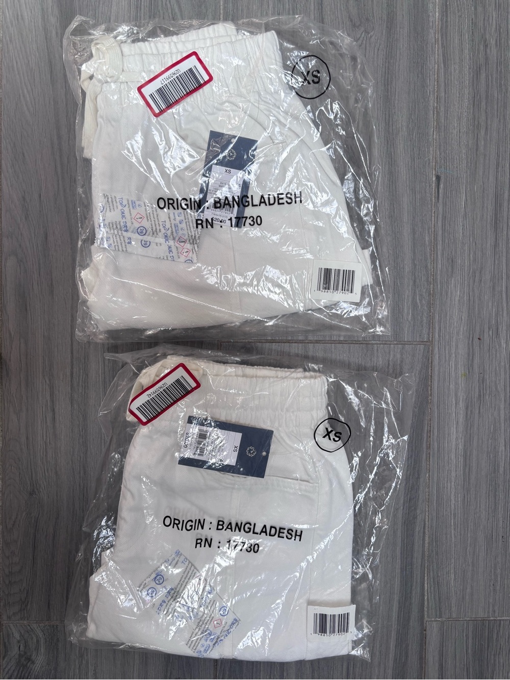 Universal Thread White Shorts XS - Picture 3 of 4